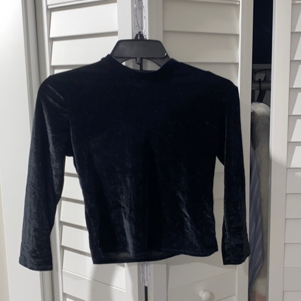 Bershka back open top